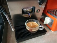 La Lollina ESE pod rendszerű kávégép bemutató krém