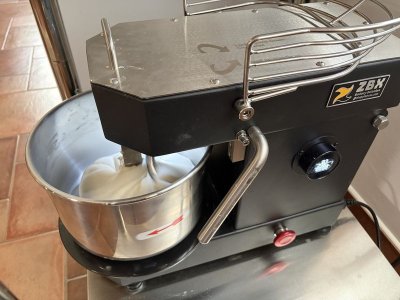 Dagasztás a ZBX spiráldagasztóval