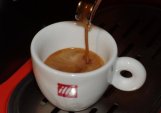 illy Grani Deca koffeinmentes szemeskávé teszt csésze
